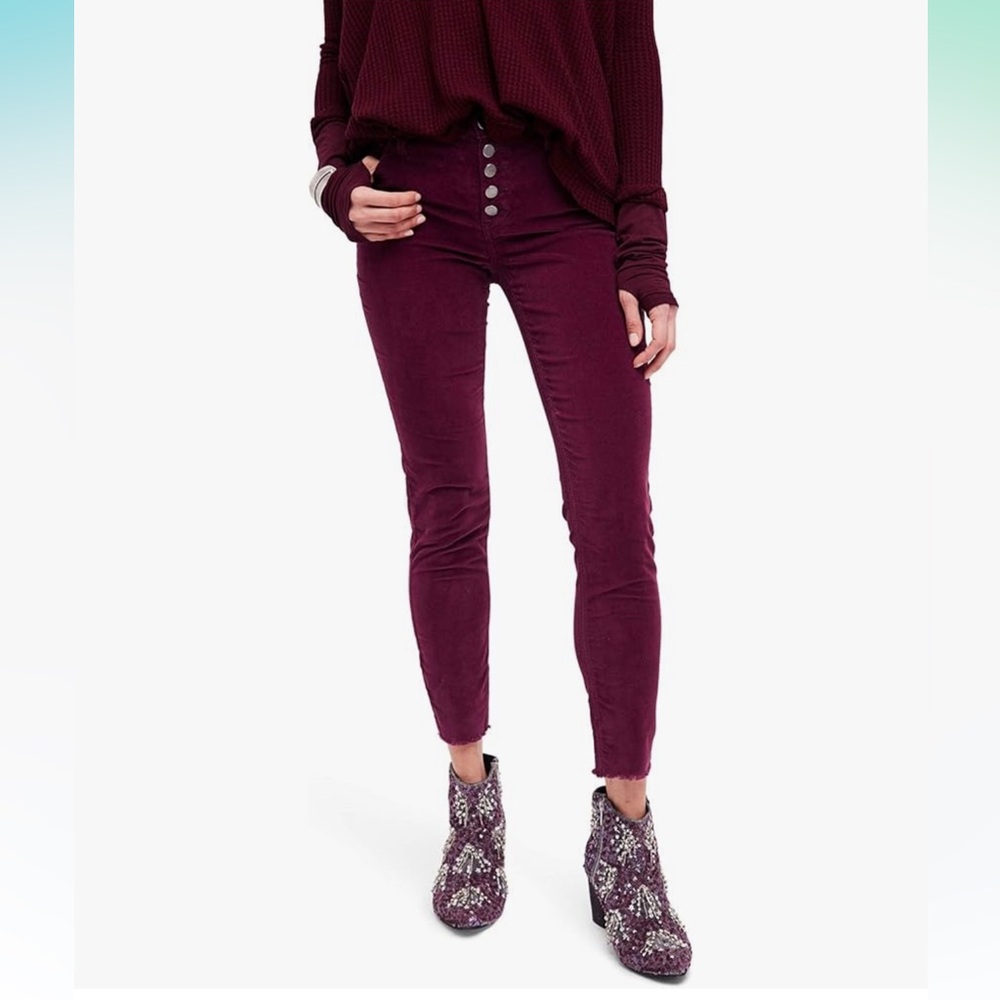 Free People Reagan Crop‎ Skinny Corduroy Jeans 26 Plum Purple Button Fly Raw Hem